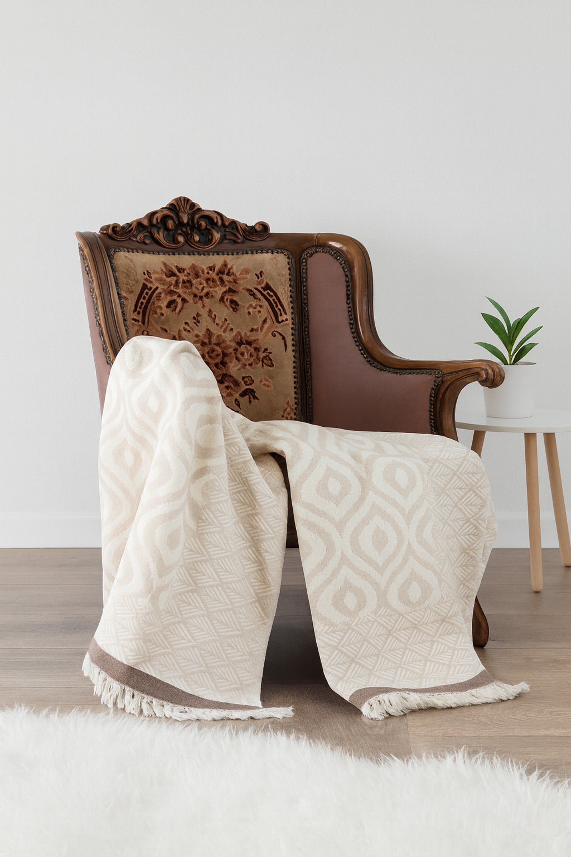 ORLO BEJ-KAHVE THROW