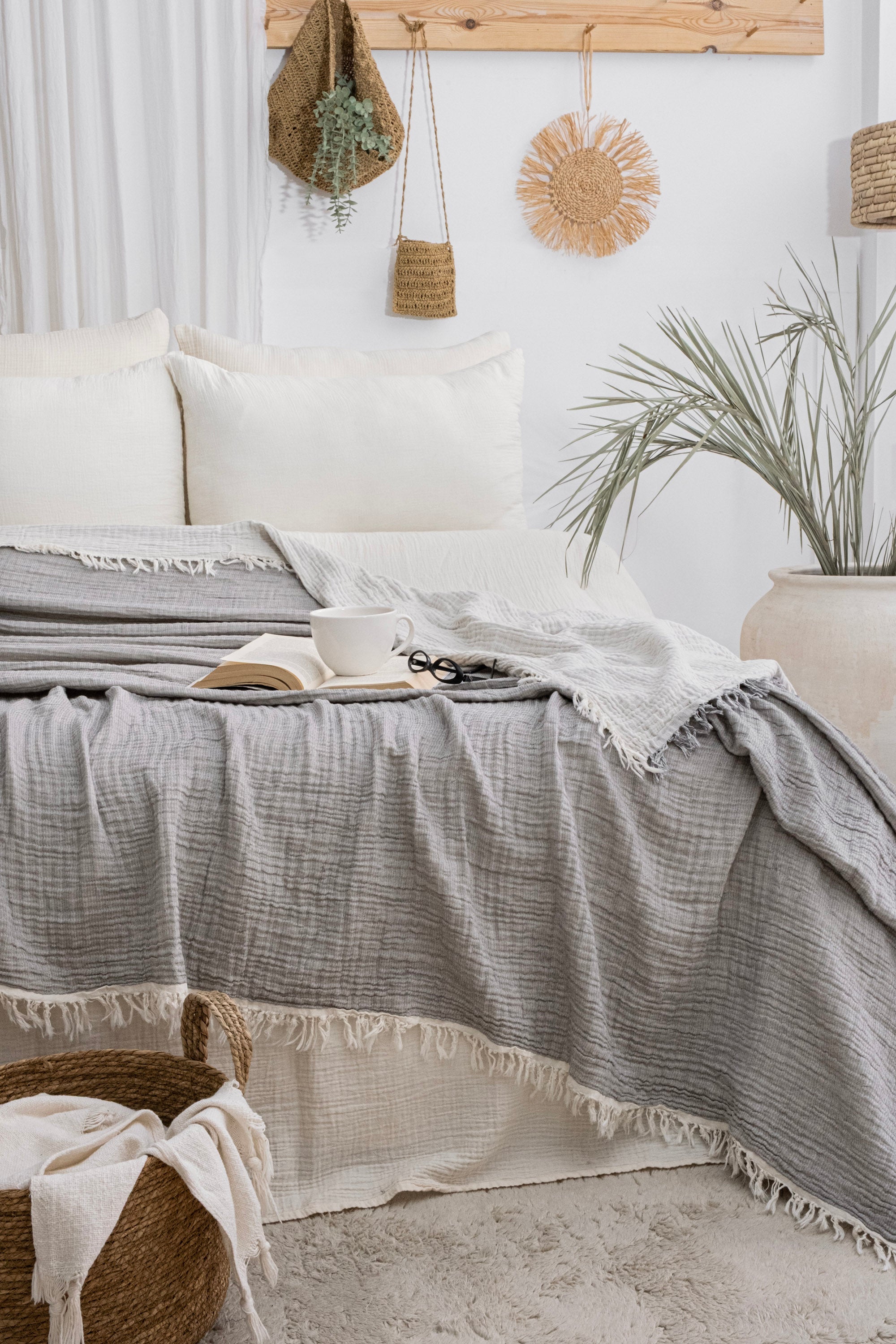 CARLA GRİ YATAK ÖRTÜSÜ