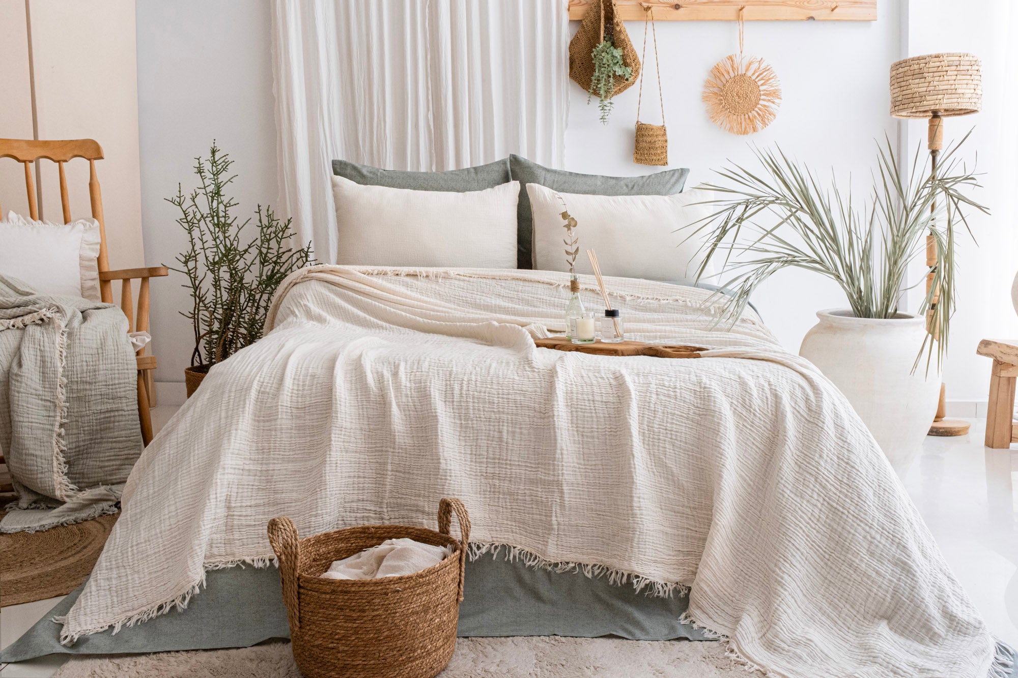 CARLA KREM YATAK ÖRTÜSÜ