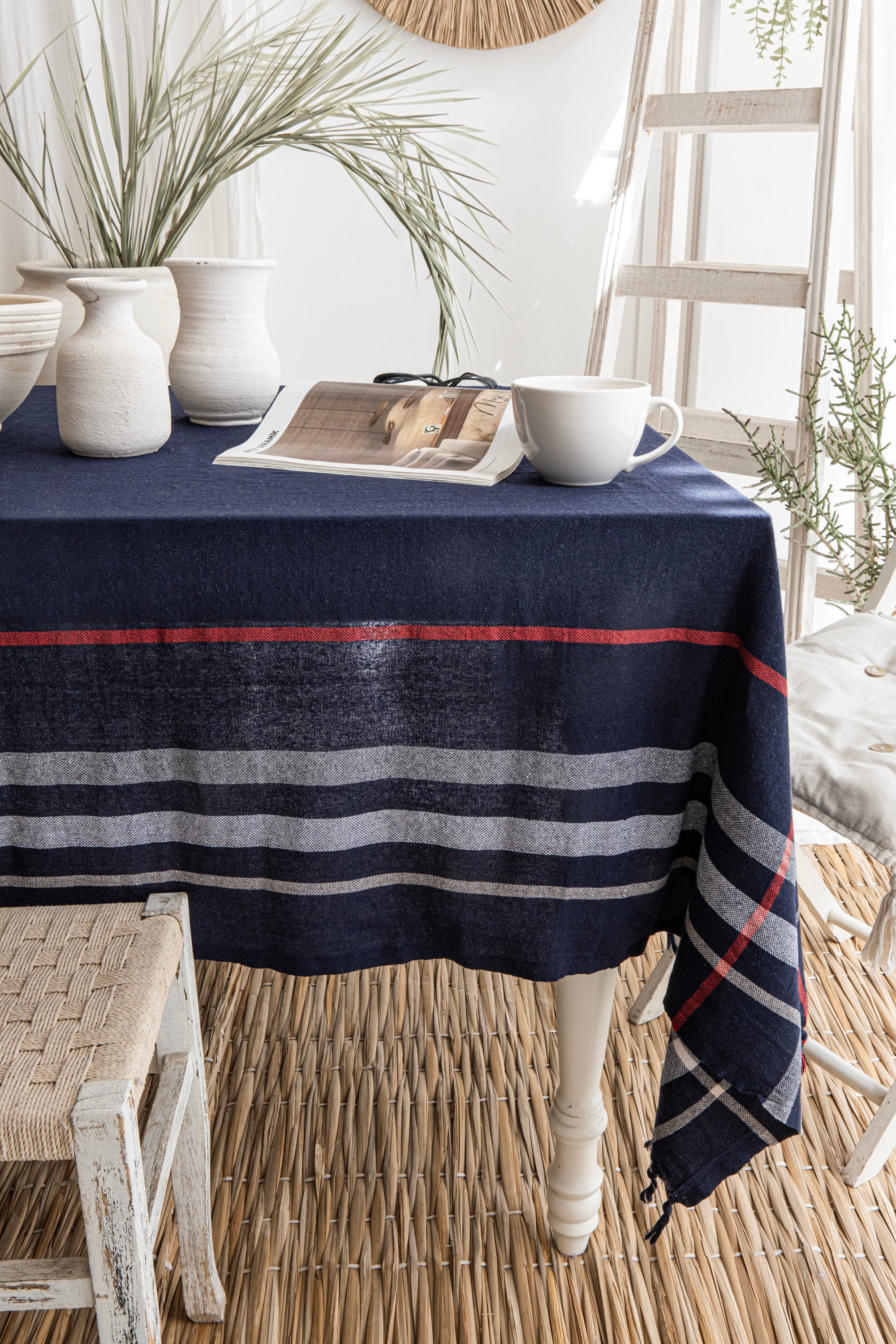 SANDY LACİVERT MASA ÖRTÜSÜ