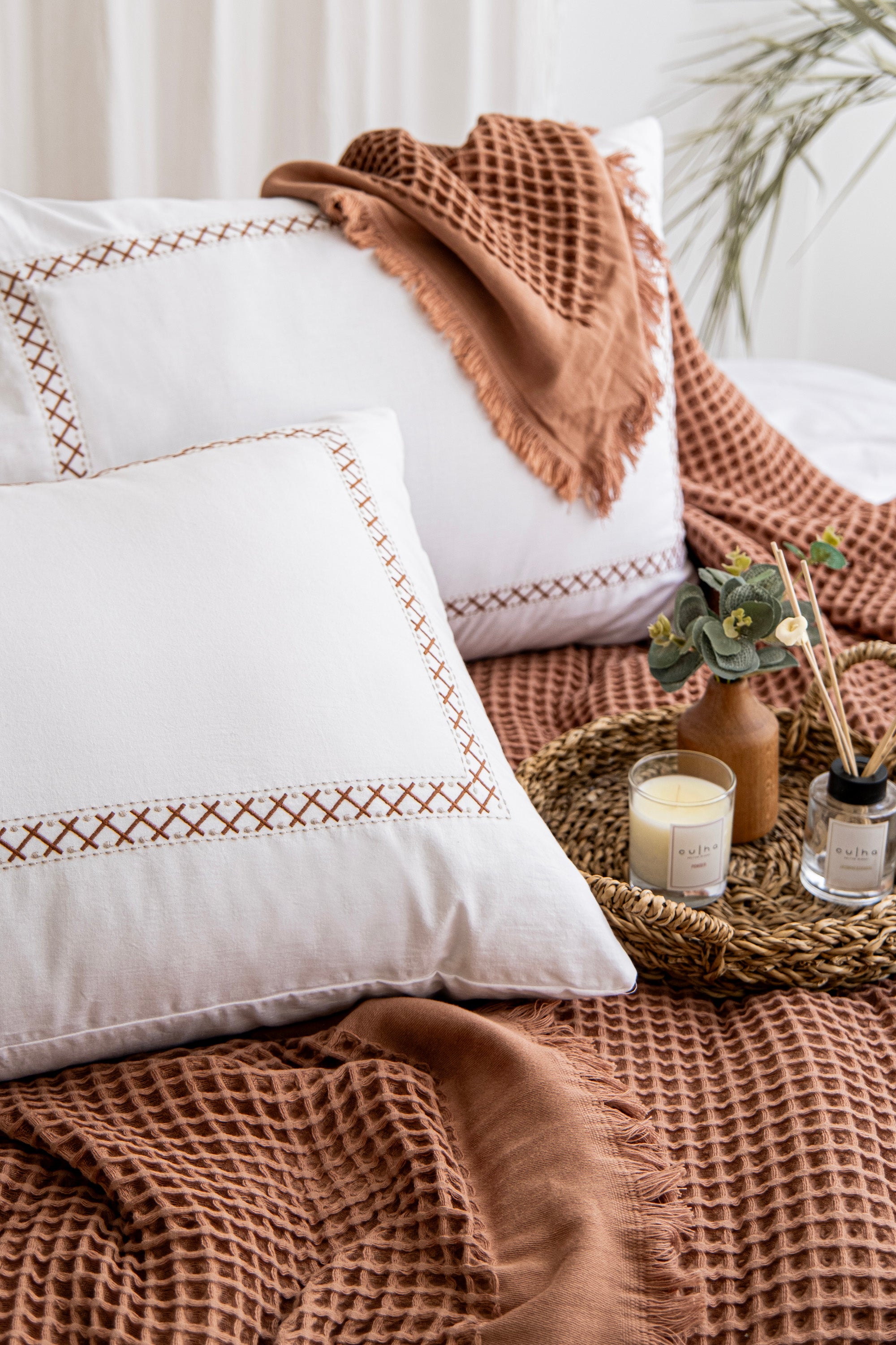 RİVA MOCHA YATAK ÖRTÜSÜ TAKIMI