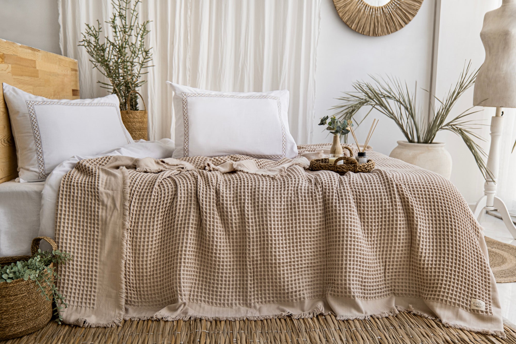 RİVA BEJ YATAK ÖRTÜSÜ TAKIMI