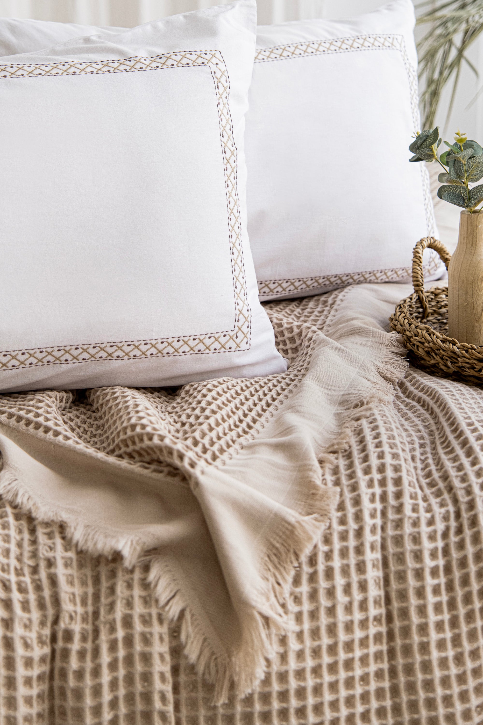 RİVA BEJ YATAK ÖRTÜSÜ TAKIMI