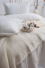 HELEN BEYAZ NEVRESİM TAKIMI