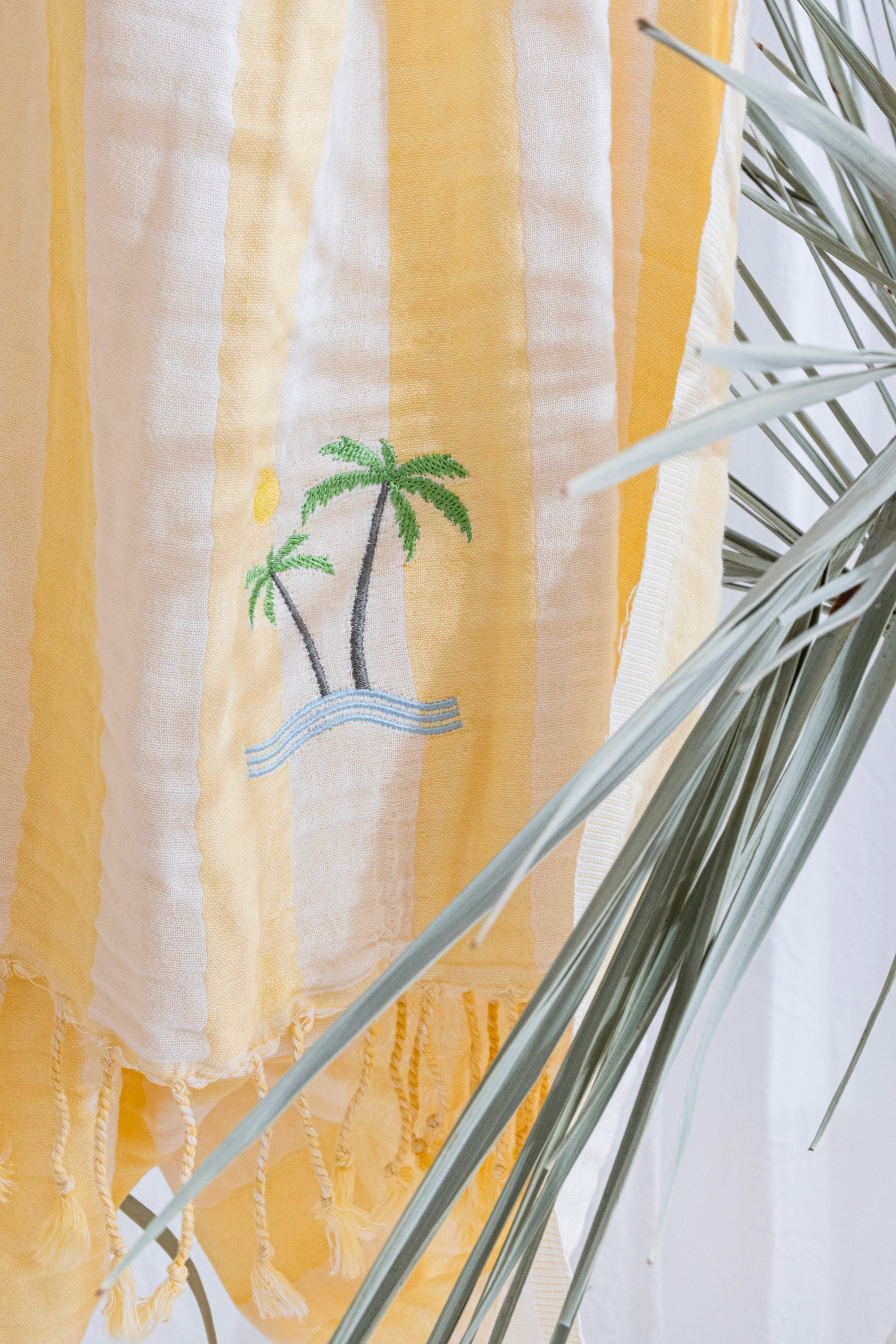 PALM BEYAZ-SARI PEŞTEMAL