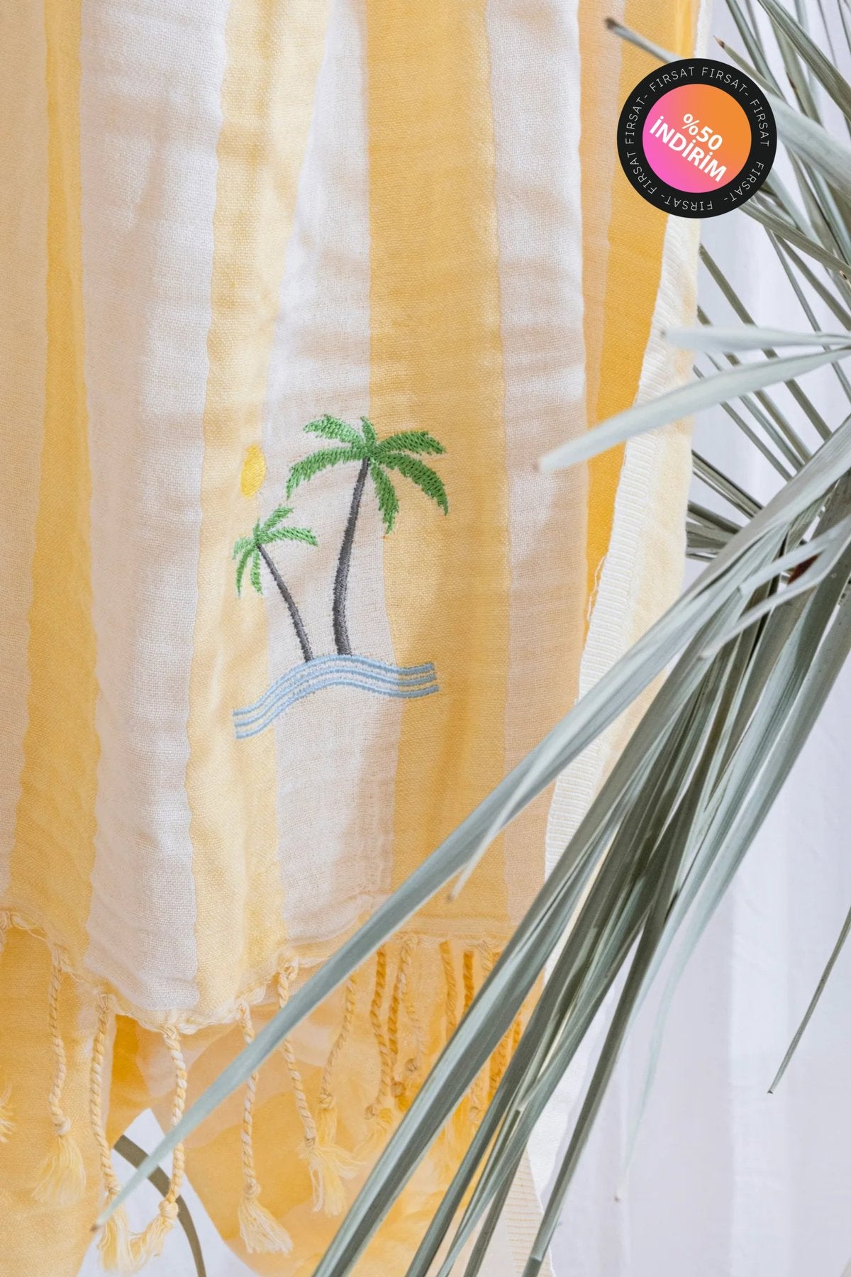 PALM BEYAZ-SARI PEŞTEMAL